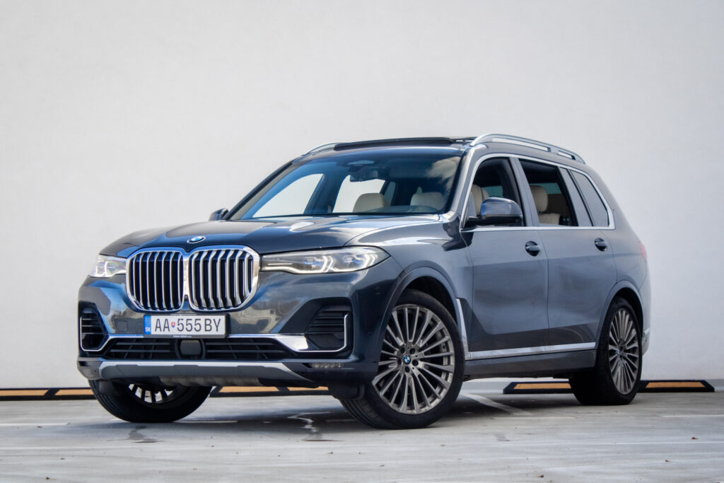 BMW X7 xDrive30d 195kw AT/8 2019 / AJ NA SPLÁTKY / PROTIÚČET