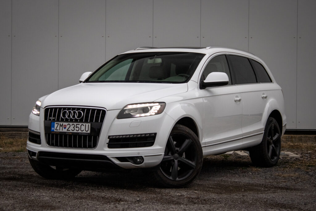 Audi Q7 3.0 TDi quattro tiptronic  / AJ NA SPLÁTKY /