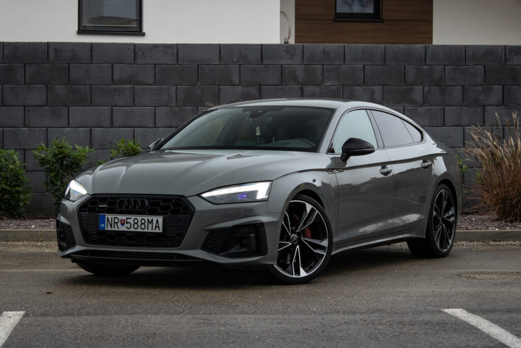 Audi A5 Sportback 50 3.0 TDI S line quattro tiptronic  / AJ NA SPLÁTKY /