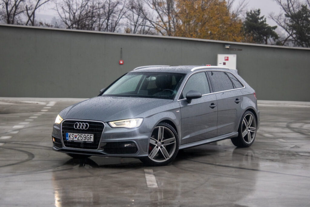 Audi A3 2.0 TDI S-Line, 110kW, A/T6 / AJ NA SPLÁTKY / PROTIÚČET /