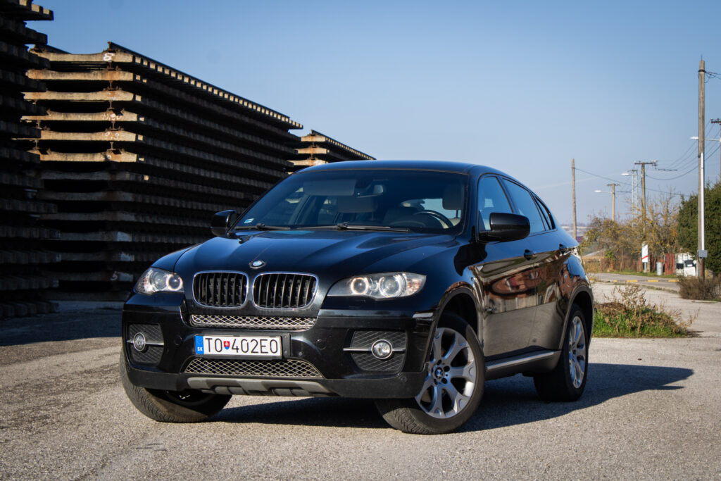 BMW X6 xDrive 30d / AJ NA SPLÁTKY / PROTIÚČET /