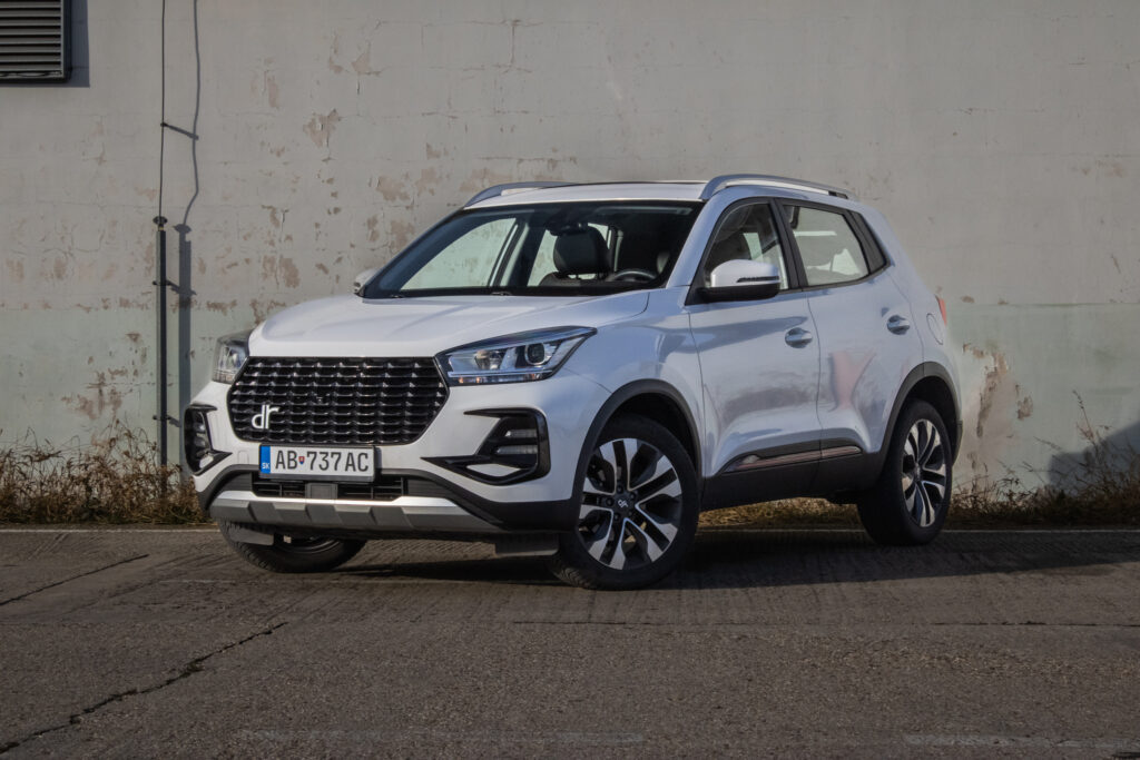 DR 5.0 Benzín 114 Kw / AJ NA SPLÁTKY / PROTIÚČET