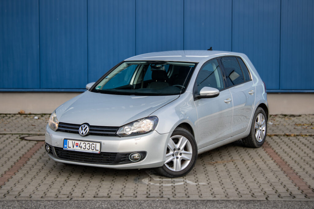 Volkswagen Golf 1.6 TDI, 77kW, M5 / AJ NA SPLÁTKY / PROTIÚČET /