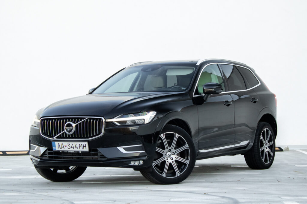 Volvo XC60 T6 Inscription 228kw 4x4 AT/8 2018 / AJ NA SPLÁTKY / PROTIÚČET