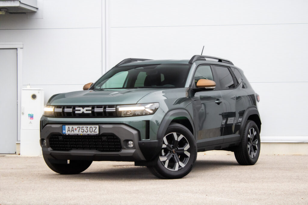 Dacia Duster Extreme 1.2TCE 96kw mHEV MT/6 2025 / AJ NA SPLÁTKY / PROTIÚČET