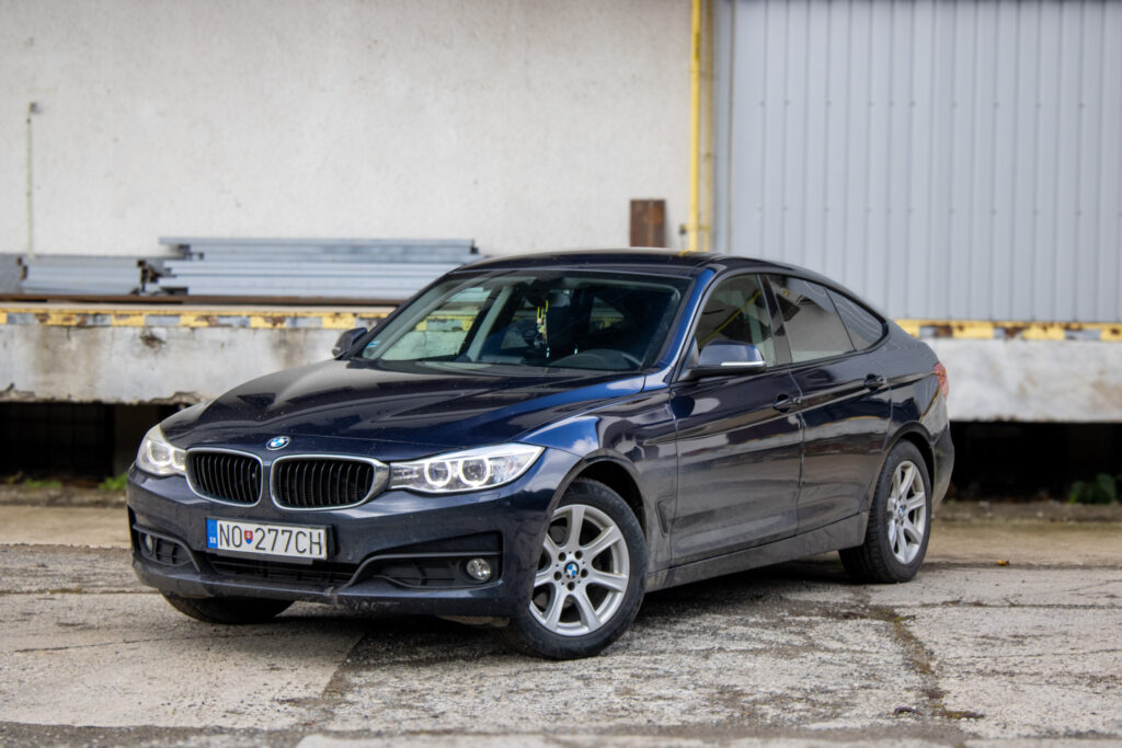 BMW Rad 3 GT 320d xDrive Gran Turismo 135kW / AJ NA SPLÁTKY / PROTIÚČET