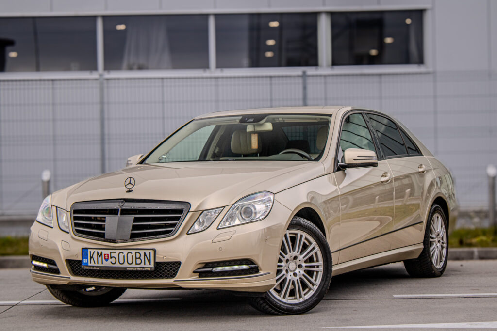 Mercedes-Benz E trieda Sedan 350 CDI BlueEFFICIENCY Elegance, 195kW, AT7, /AJ NA SPLÁTKY/PROTIÚ