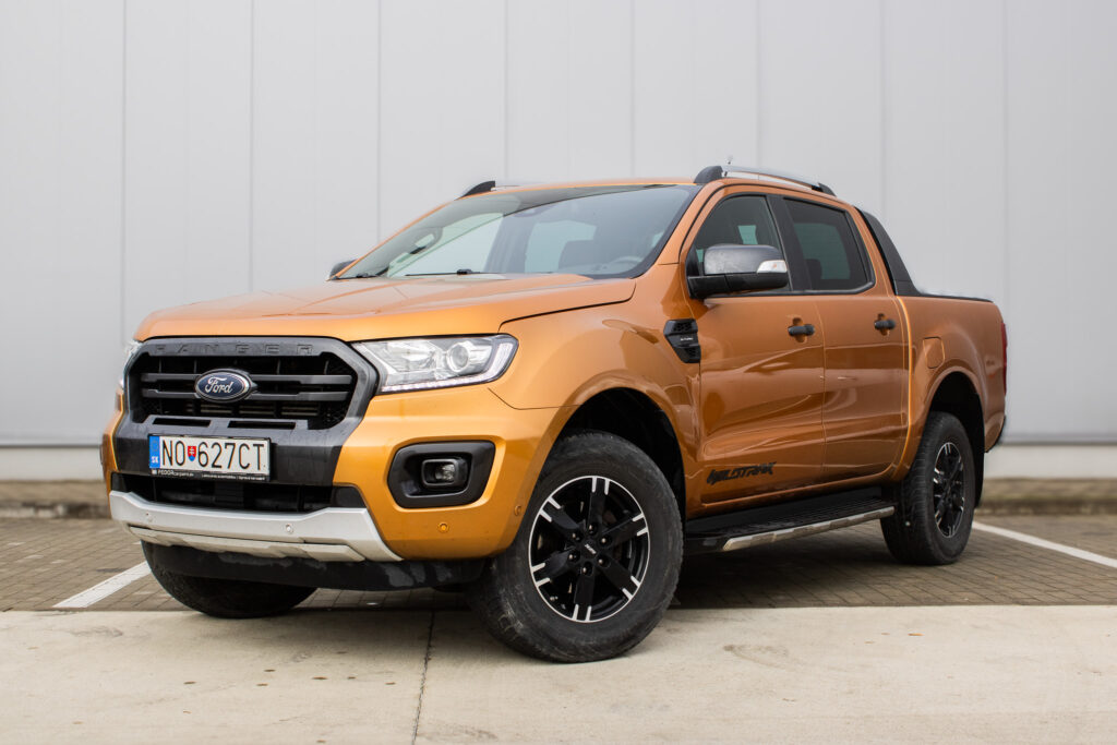 Ford Ranger 2.0 TDCi Ecoblue BiTurbo WildTrak 4x4 A/T   /AJ NA SPLÁTKY/PROTIÚČET/