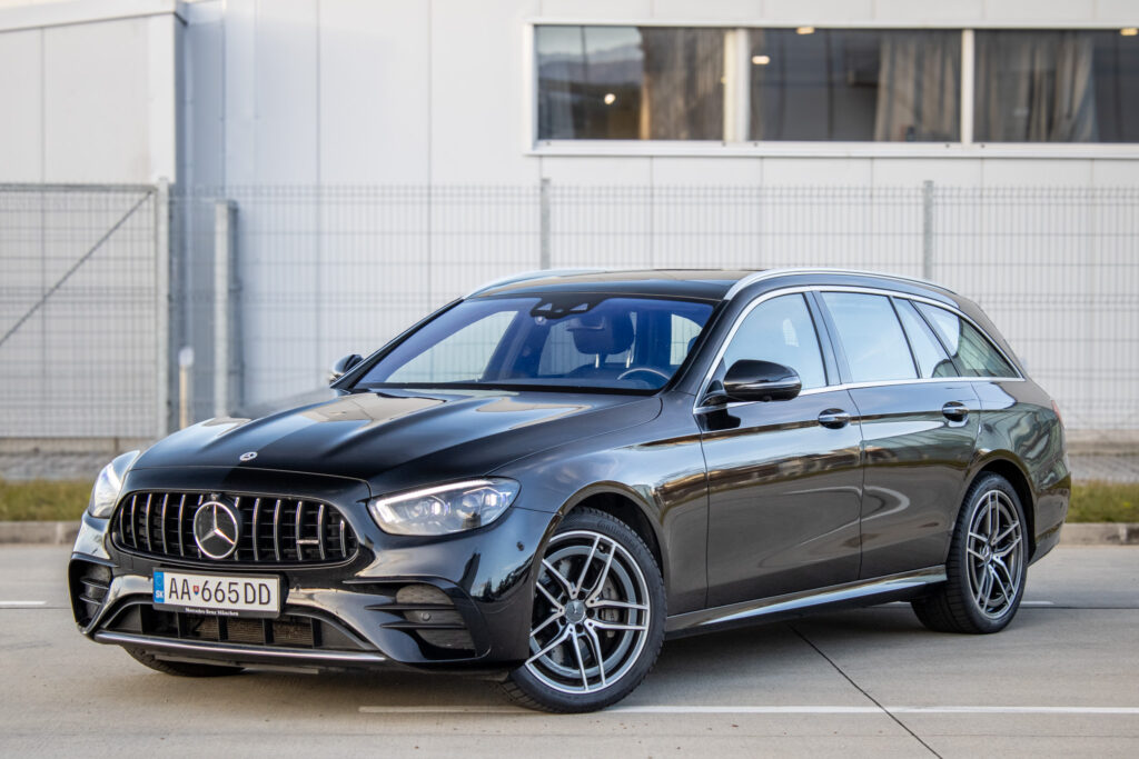 Mercedes-Benz E trieda Kombi Mercedes-AMG E53 4Matic+, 320kW / AJ NA SPLÁTKY / PROTIÚČET /