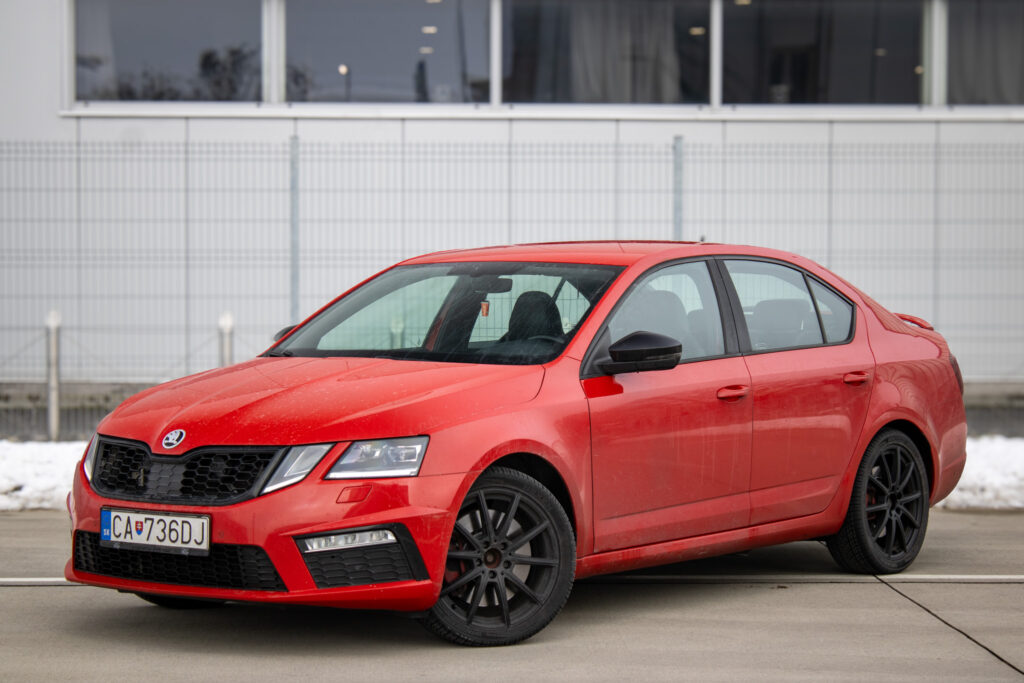 Škoda Octavia 2.0 TSI 245k RS DSG, 180kW, A7 / AJ NA SPLÁTKY / PROTIÚČET /