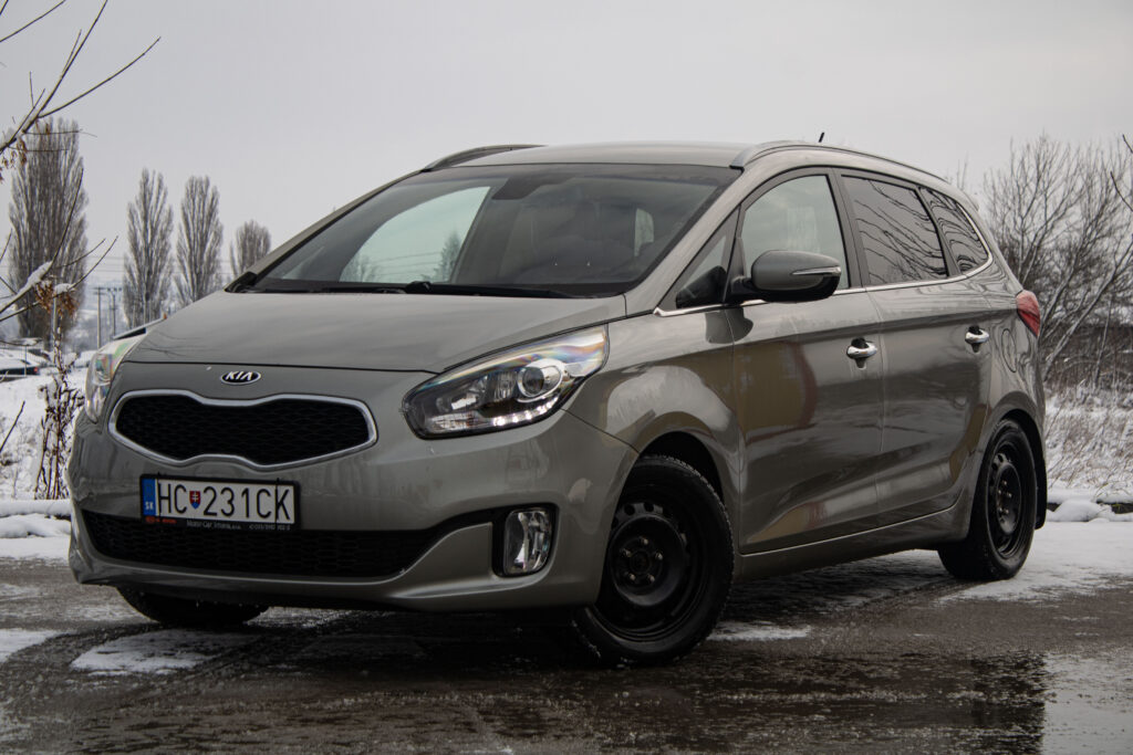 Kia Carens 1.7 CRDi 100kW MT-6st. / AJ NA SPLÁTKY / PROTIÚČET /