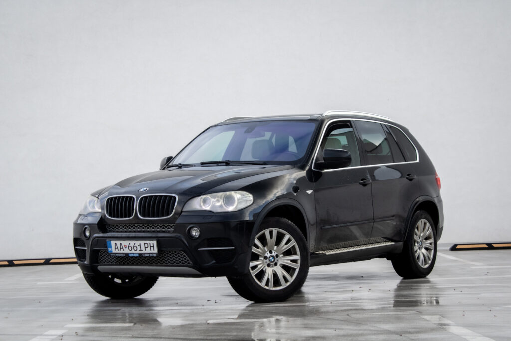 BMW X5 xDrive30d 180kw AT/8 12/2011 / AJ NA SPLÁTKY / PROTIÚČET