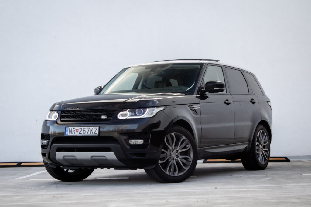 Range Rover Sport 3.0D 215kw 4x4 AT/8 2014 / AJ NA SPLÁTKY / PROTIÚČET
