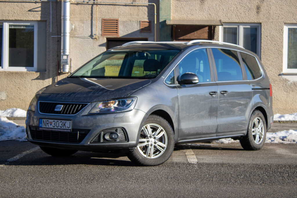 Seat Alhambra 2.0 TDI CR DPF Style, 103kW, M6, 5d. / AJ NA SPLÁTKY / PROTIÚČET /