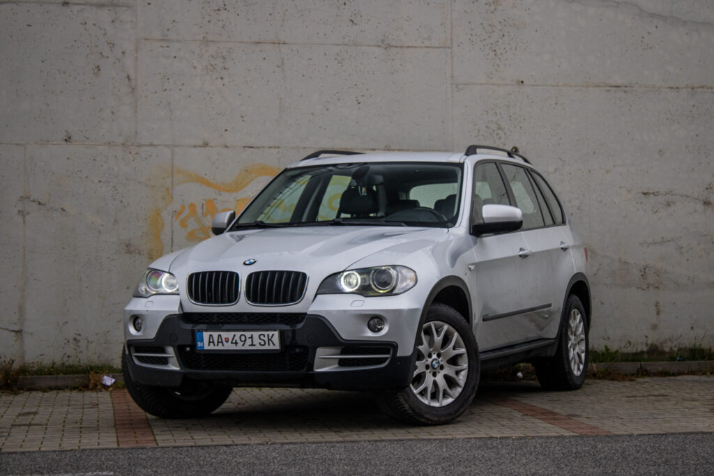 BMW X5 e70 xDrive30d / AJ NA SPLÁTKY / PROTIÚČET /