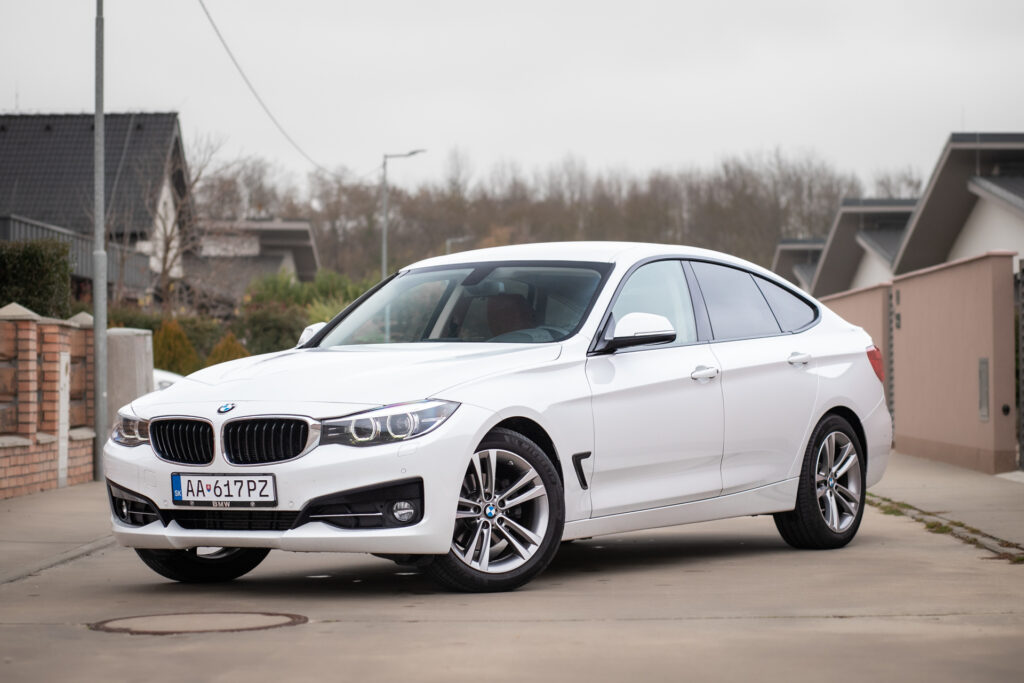 BMW Rad 3 GT 320d 140kW - AJ NA SPLÁTKY / PROTIHODNOTA