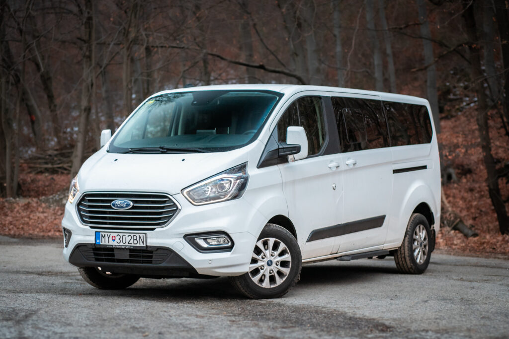 Ford Tourneo Custom 2.0 TDCi Family, 136kW, Odpočet DPH - AJ NA SPLÁTKY / PROTIHODNOTA