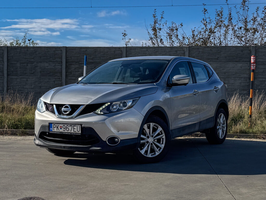 Nissan Qashqai 1.6 dCi 130 Xtronic Acenta // AJ NA SPLÁTKY / PROTIÚČET