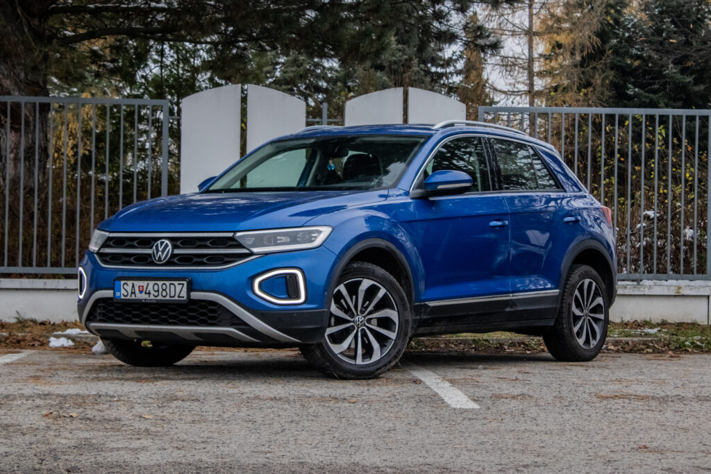 Volkswagen T-Roc 1.5 TSI Style DSG / IQ LIGHT / DPH / AJ NA SPLÁTKY / PROTIÚČET
