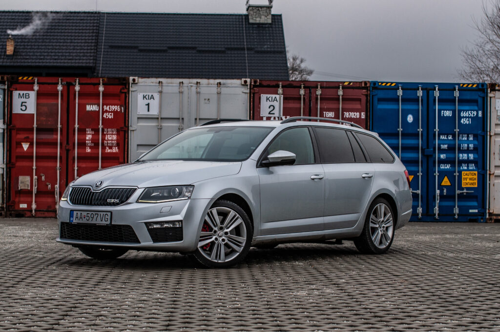 Škoda Octavia Combi 2.0 TDI DPF RS,135kW,M6,5d.(2013-2017)/ AJ NA SPLÁTKY / PROTIÚČET