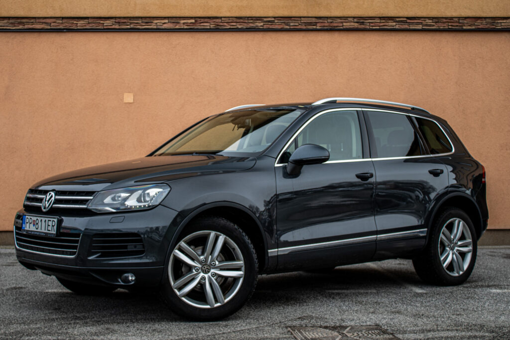 Volkswagen Touareg II 3.0 V6 TDI 240k BlueMotion Technology 180kW /AJ NA SPLÁTKY/PROTIÚČET