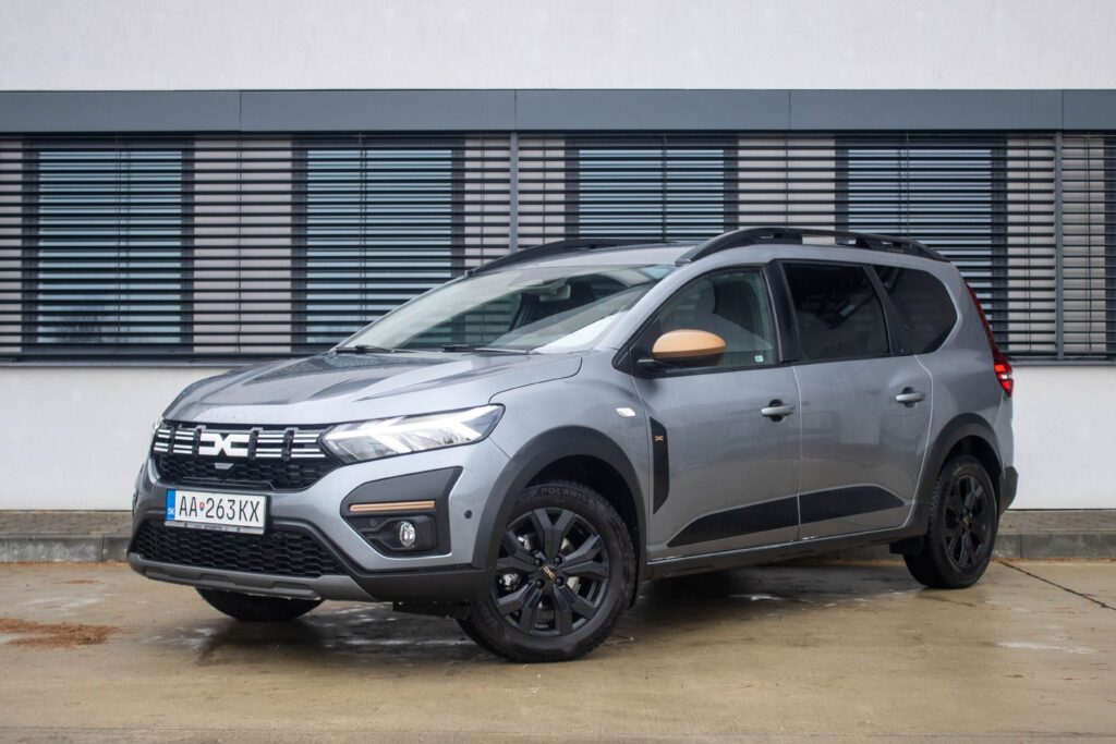 Dacia Jogger 1.6 Hybrid 69kW Extreme 7-miest /AJ NA SPLÁTKY/