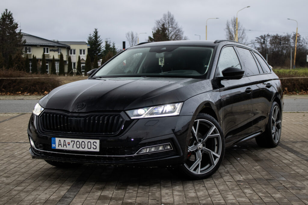 Škoda Octavia Combi 2.0 TDI Sportline, 110kW (2021) / AJ NA SPLÁTKY / PROTIÚČET /