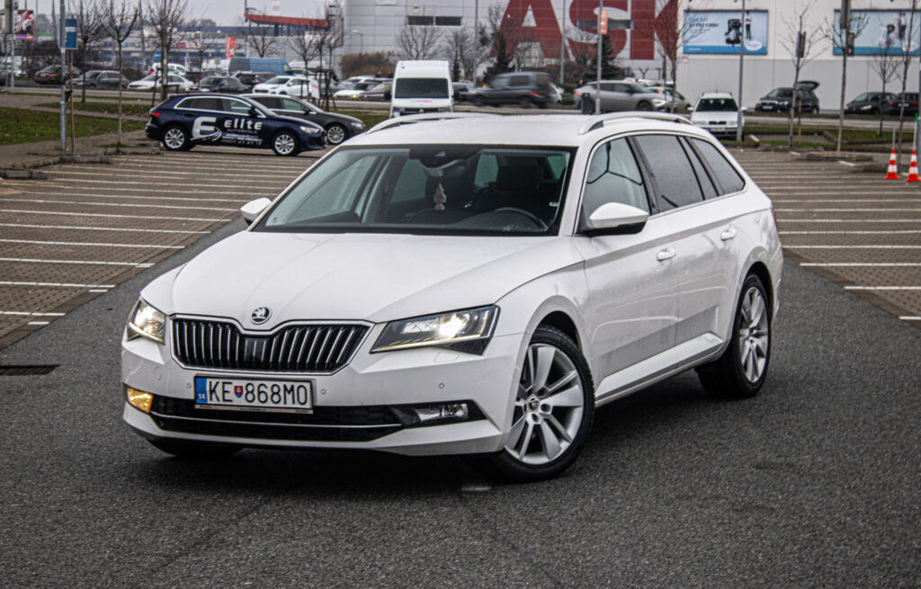 Škoda Superb Combi 2.0 TDI 190k Style DSG