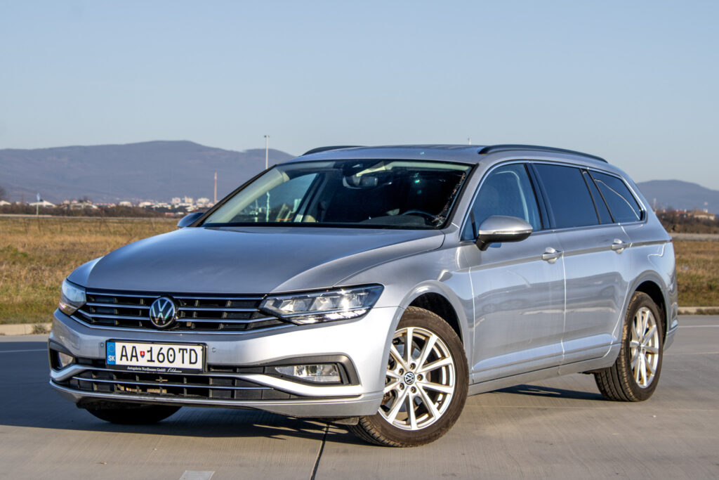 Volkswagen Passat Variant 2.0 TDI Business DSG / AJ NA SPLÁTKY / PROTIÚČET /