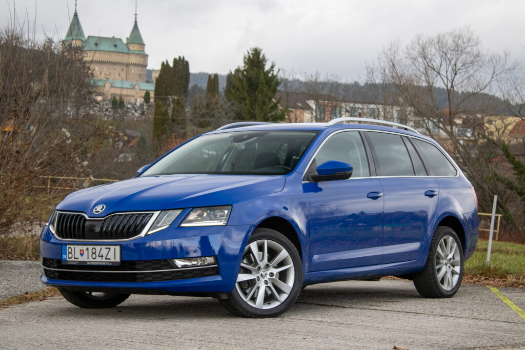 Škoda Octavia Combi 135kW 2.0TDi 4x4 DSG / AJ NA SPLÁTKY / PROTIHODNOTA /