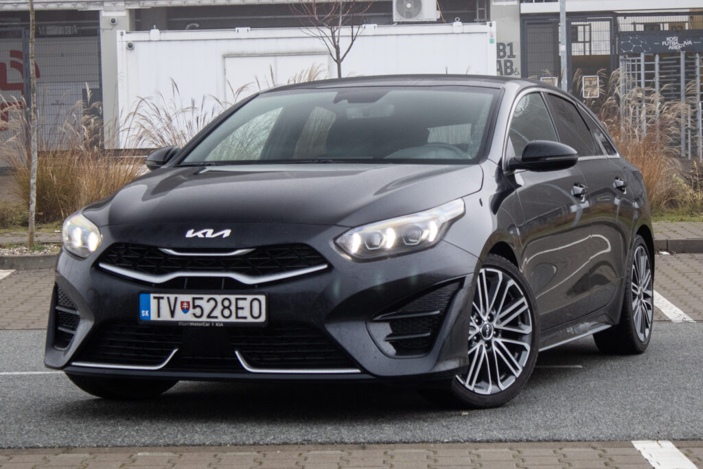 Kia ProCeed 1.5 T-GDi GT-Line, 117,5kW (2023) / AJ NA SPLÁTKY / PROTIÚČET /