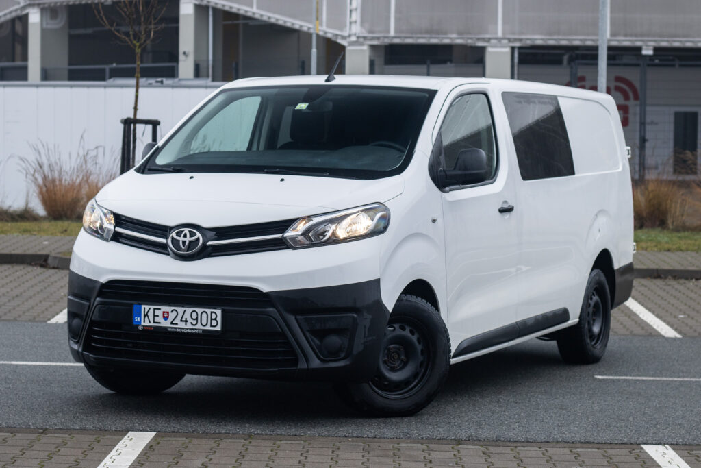 Toyota Proace 2.0 D-4D, 106kW (2022) / AJ NA SPLÁTKY / PROTIÚČET /