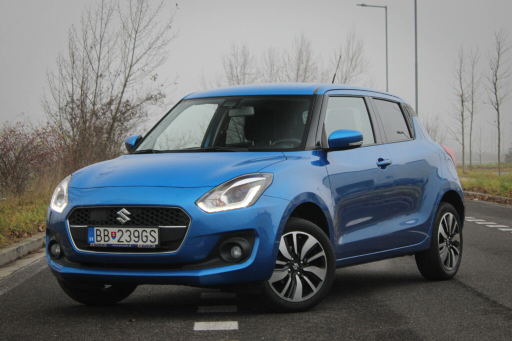 Suzuki Swift 1.2 DualJet 4x4 / 1.M / FINANCOVANIE / PROTIÚČET /