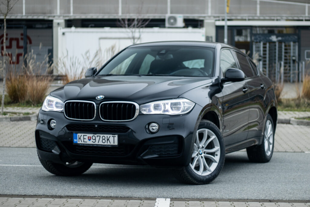 BMW X6 xDrive30d, 190kW (2017) / AJ NA SPLÁTKY / PROTIÚČET /