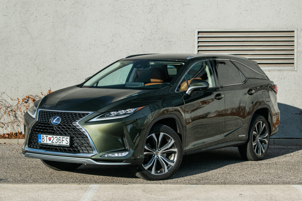 Lexus RX 450h L Luxury AWD 193kw 7 miestne AJ NA SPLÁTKY / PROTIÚČET
