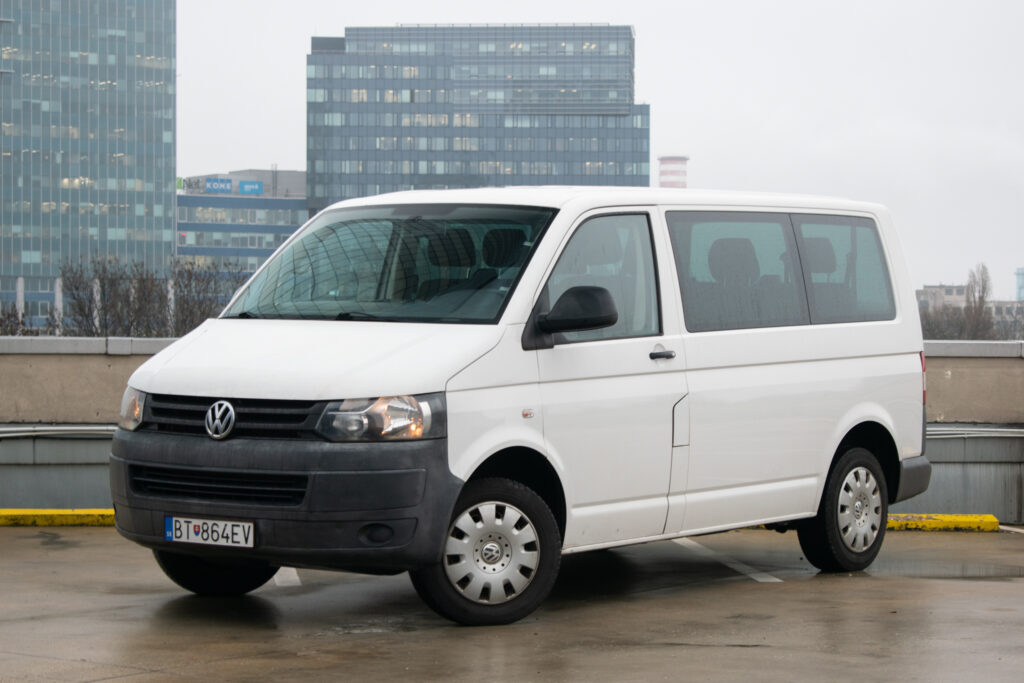 Volkswagen T5 Transporter 9 miestny Ťažné zariadenie AJ NA SPLÁTKY / PROTIÚČET