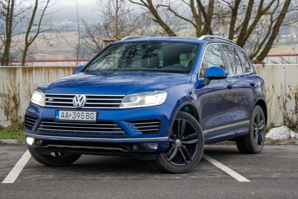 Volkswagen Touareg II 3.0 V6 TDI BMT 4MOTION R-Line, 193 kW, A8, 5d.