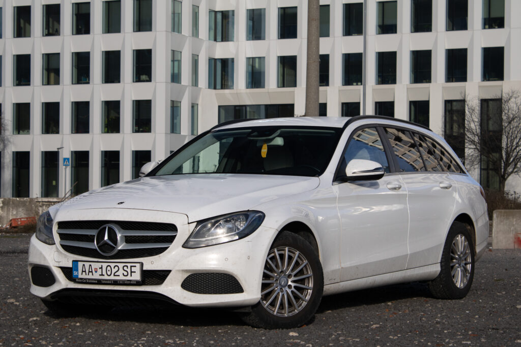 Mercedes-Benz C trieda Kombi 180 d A/T / AJ NA SPLÁTKY / PROTIÚČET /