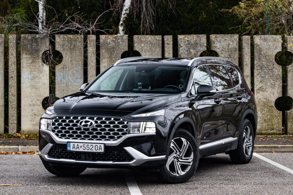 Hyundai Santa Fe 2.2 CRDi 4x4 148kW Smart / Aj na splátky / Protiúčet /