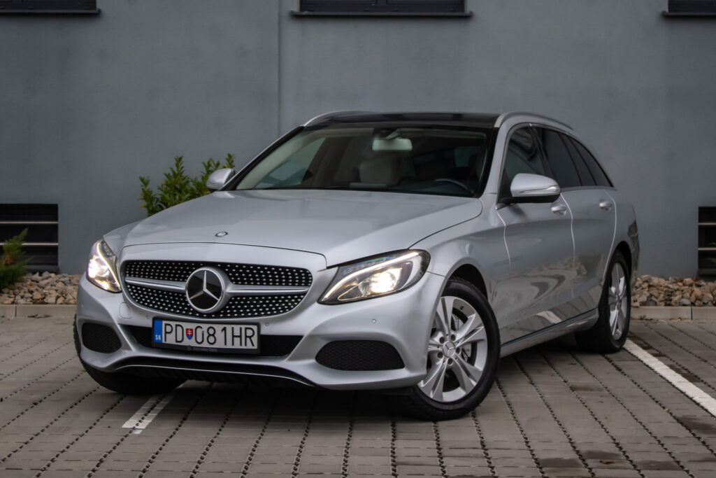 Mercedes-Benz C trieda Kombi 250 benzín / AJ NA SPLÁTKY - PROTIHODNOTA /