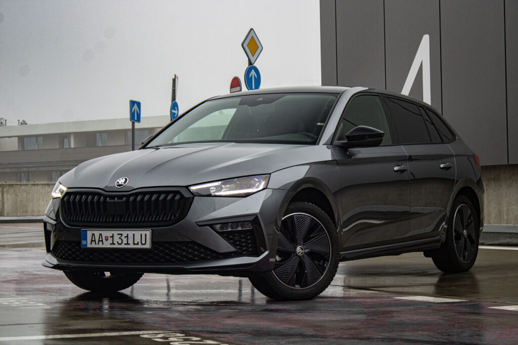 Škoda Scala 1.5TSI 110kW Monte Carlo / AJ NA SPLÁTKY / PROTIÚČET /