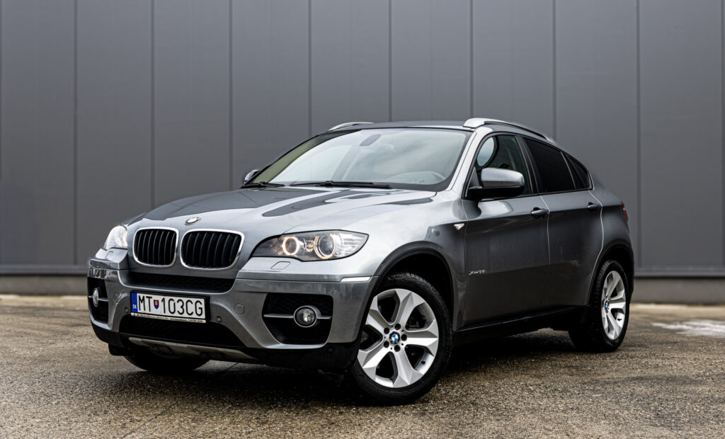 BMW X6 xDrive 35i.   /FINANCOVANIE/PROTIÚČET/