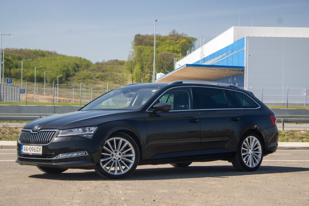 Škoda Superb Combi 2.0 TDI SCR Style 4x4 DSG