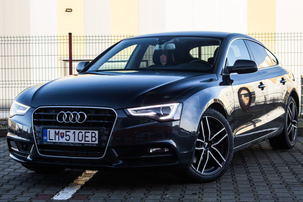 Audi A5 Sportback 3.0 TDI multitronic, 150kW, 5d. / AJ NA SPLÁTKY / PROTIÚČET /