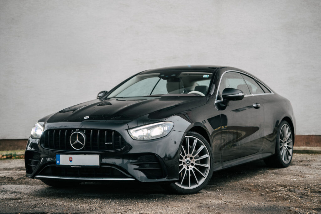 Mercedes-Benz E trieda Kupé 220d 4MATIC / AJ NA SPLÁTKY / PROTIHODNOTA