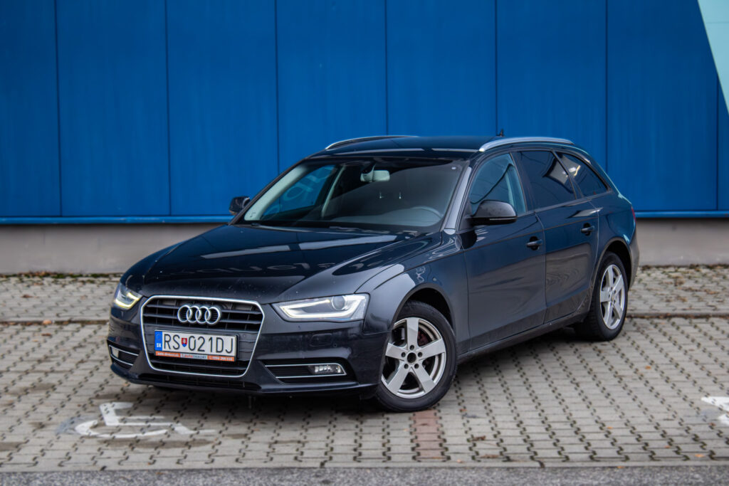 Audi A4 Avant 2.0 TDI 105kW, A/T / AJ NA SPLÁTKY / PROTIÚČET /