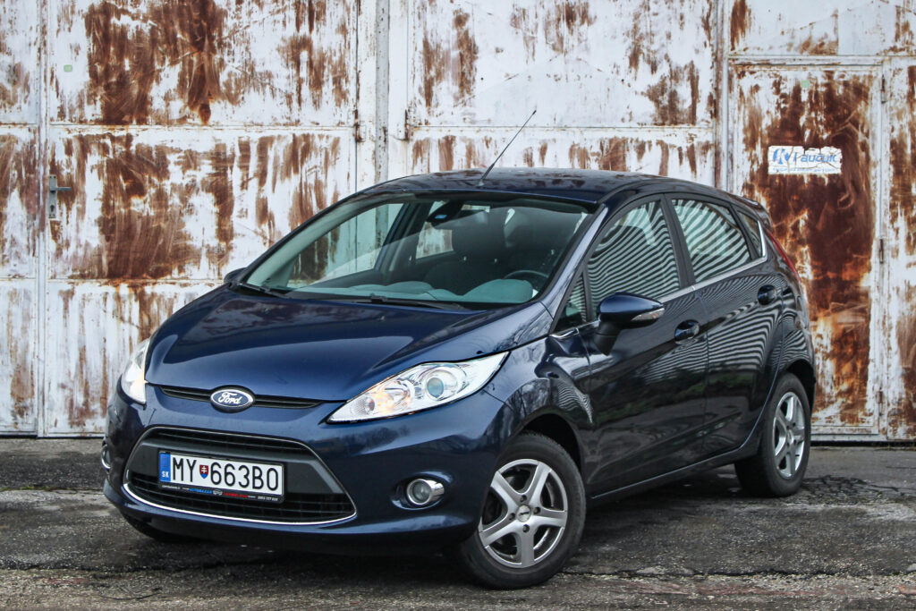 Ford Fiesta 1.4 Duratec 16V Titanium / AJ NA SPLÁTKY / PROTIÚČET /