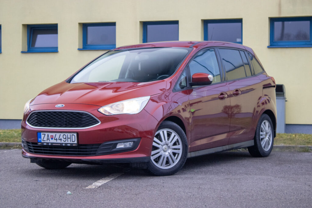 Ford Grand C-Max 1.0 EcoBoost 125k, 92kW, M6, 5d. / AJ NA SPLÁTKY / PROTIÚČET /