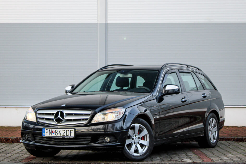 Mercedes-Benz C trieda Kombi 200 CDI Elegance / AJ NA SPLÁTKY / PROTIÚČET /