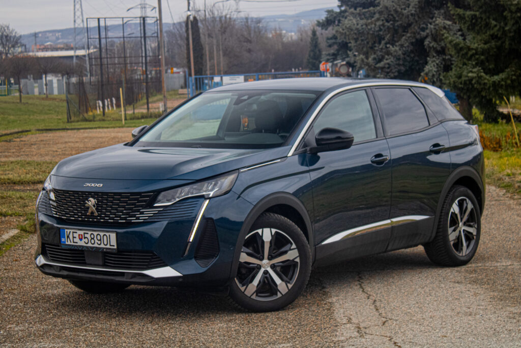 Peugeot 3008 1.5 Blue HDi 130k Allure Pack A/T / AJ SPLÁTKY / PROTIÚČET /